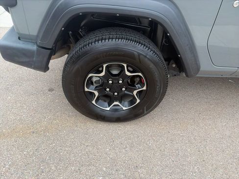 Used 2021 Jeep Wrangler Sport AWD/4WD image 40