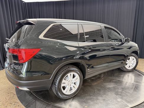 Used 2016 Honda Pilot LX image 9