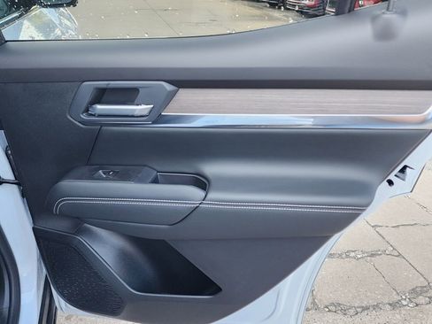 New 2026 GMC Terrain Denali image 42