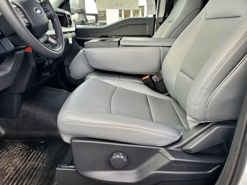 New 2025 Ford F350 XL w/ XL Chrome Package image 14