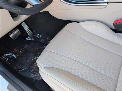 New 2026 Mercedes-Benz CLE 450 4MATIC Coupe image 4