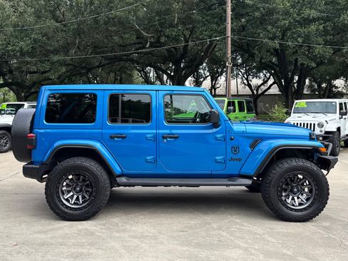 Used 2021 Jeep Wrangler Unlimited Sahara AWD/4WD image 12