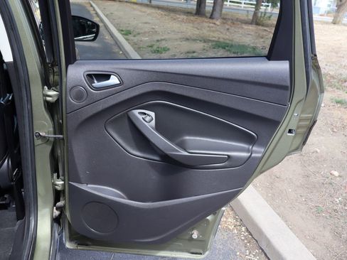 Used 2013 Ford Escape SEL image 25