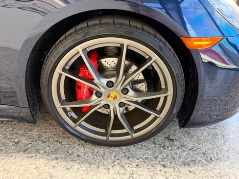 Used 2017 Porsche 718 Cayman S RWD image 39