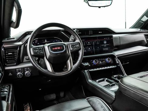 Used 2026 GMC Sierra 2500 AT4X AWD/4WD image 5