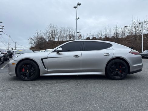 Used 2012 Porsche Panamera S image 3