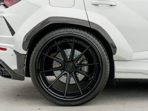 Used 2021 Lamborghini Urus AWD/4WD image 36