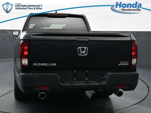 Used 2023 Honda Ridgeline Sport image 7