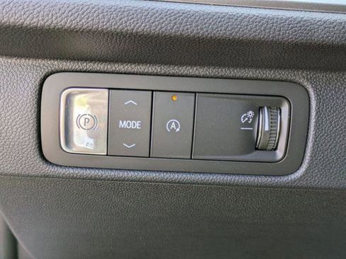 New 2026 Chevrolet Traverse LT w/ Driver Confidence Package FWD image 13