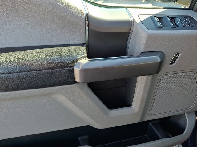 Used 2019 Ford F150 XLT w/ Equipment Group 302A Luxury AWD/4WD image 16