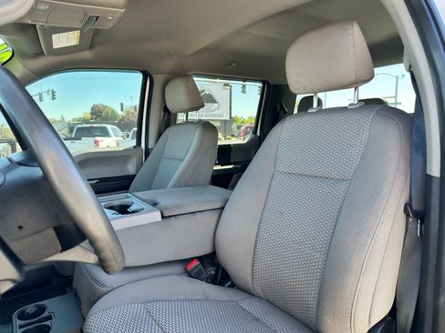 Used 2021 Ford F250 XLT w/ FX4 Off-Road Package image 12