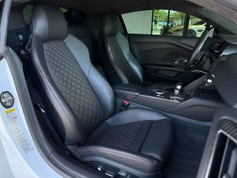 Used 2017 Audi R8 V10 plus AWD/4WD image 32