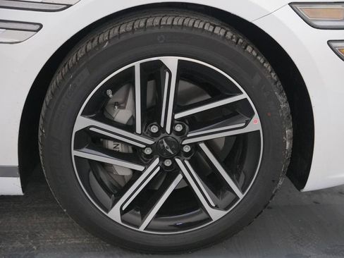 New 2025 Genesis G80 2.5T Advanced image 20