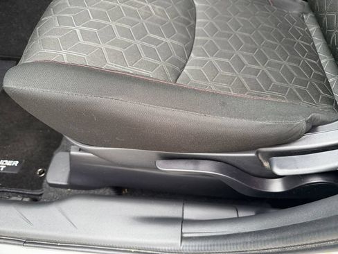 Used 2025 Mitsubishi Outlander Sport LE AWD/4WD image 13