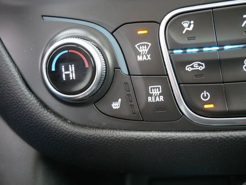 Used 2019 Chevrolet Equinox LT image 26