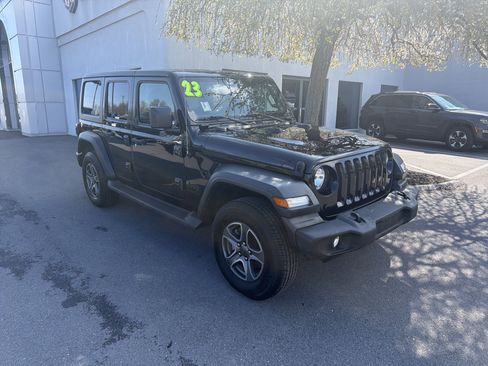 Used 2023 Jeep Wrangler Unlimited Sport AWD/4WD image 1