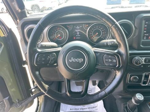 Used 2021 Jeep Gladiator Sport AWD/4WD image 41