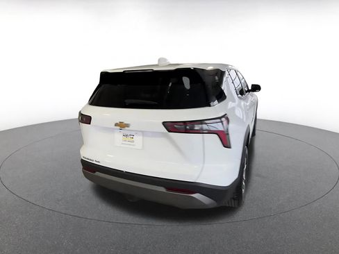 Used 2025 Chevrolet Equinox LT image 18