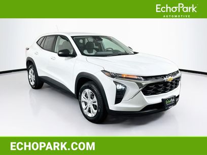 Used 2025 Chevrolet Trax LS