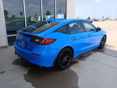 Used 2024 Honda Civic Sport image 7