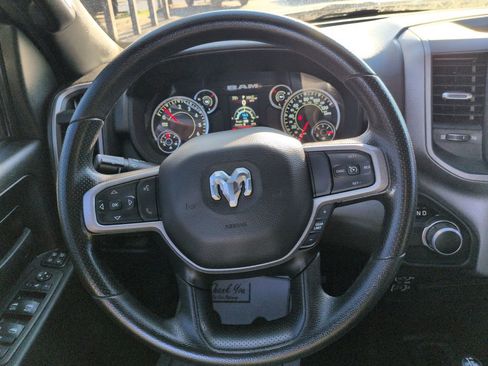 Used 2024 RAM 2500 Tradesman w/ Chrome Appearance Group AWD/4WD image 14