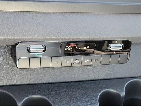 Used 2023 Mercedes-Benz Sprinter 4500 image 14
