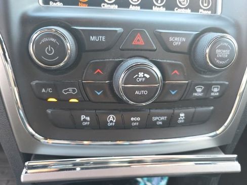 Used 2018 Jeep Grand Cherokee Altitude AWD/4WD image 6
