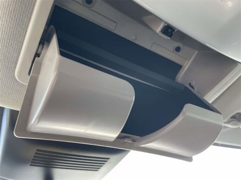 Used 2024 Nissan Sentra SV w/ All-Weather Package image 27