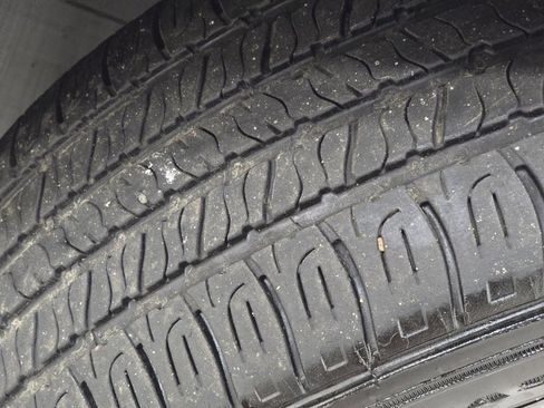 Used 2022 Toyota Camry LE image 8