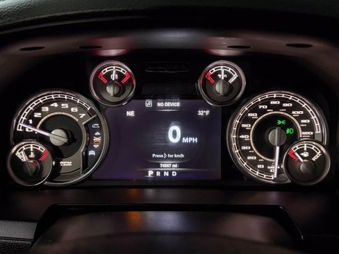 Used 2017 RAM 1500 Limited image 23