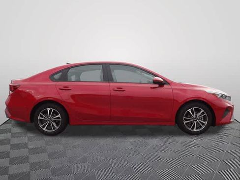 Used 2024 Kia Forte LXS FWD image 4