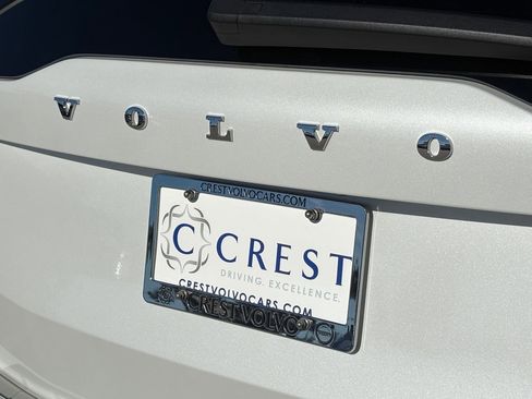 New 2025 Volvo XC90 T8 Plus w/ Protection Package Premier image 7