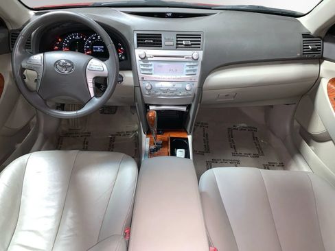 Used 2009 Toyota Camry XLE FWD image 14