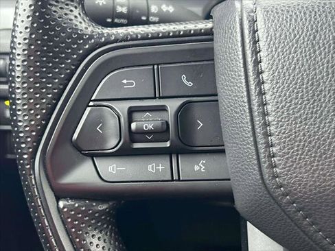 Certified 2025 Toyota Tacoma SR5 image 23