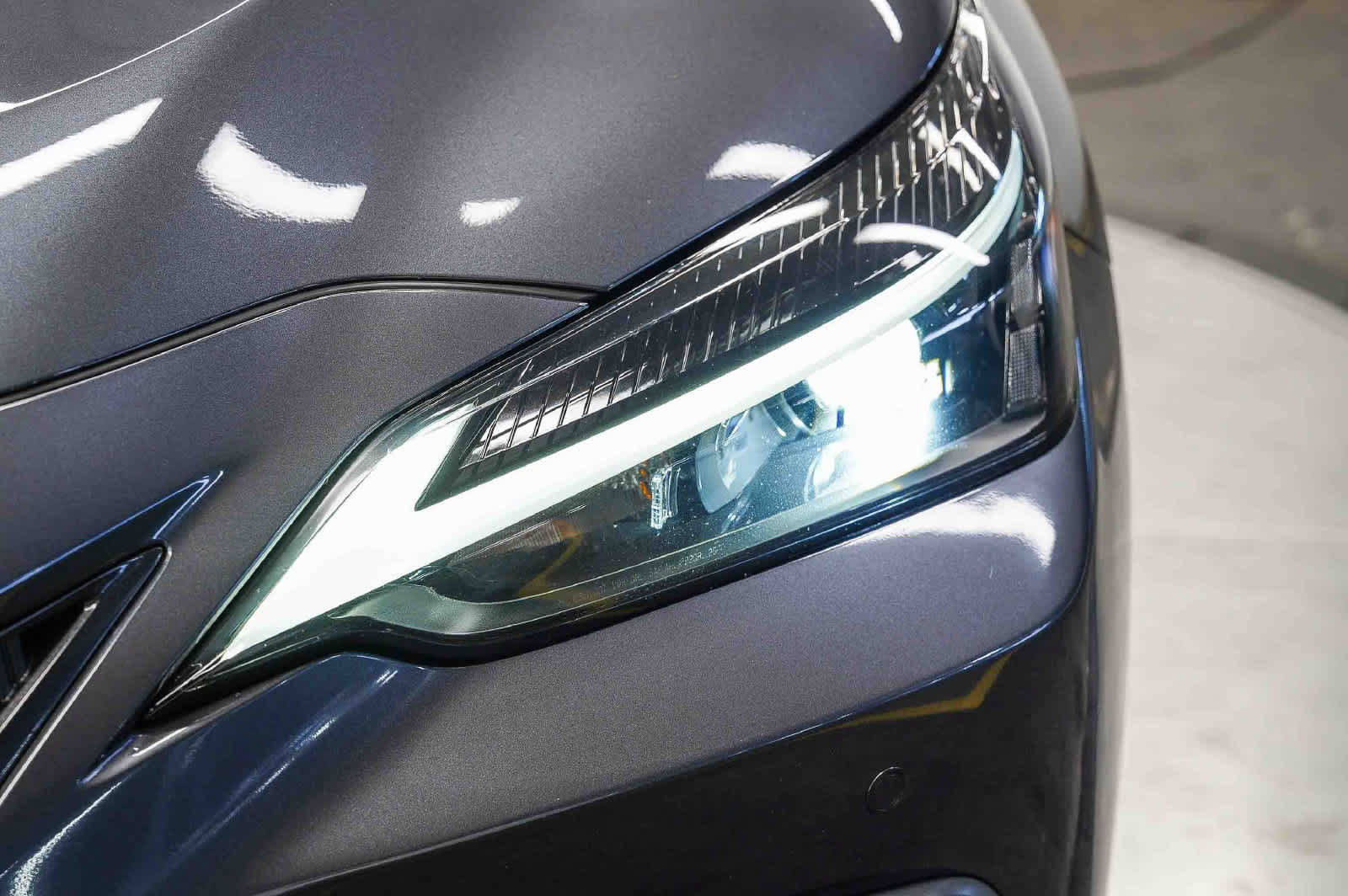 Used 2025 Lexus NX 250 FWD w/ Cold Area Package image 7
