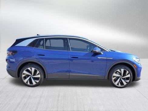 Certified 2022 Volkswagen ID.4 Pro S w/ Gradient Package AWD/4WD image 8