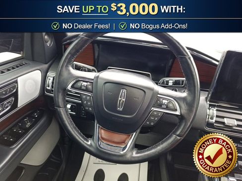 Used 2023 Lincoln Navigator Reserve image 18