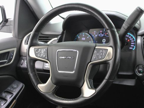 Used 2020 GMC Yukon XL Denali w/ Denali Ultimate Package image 57