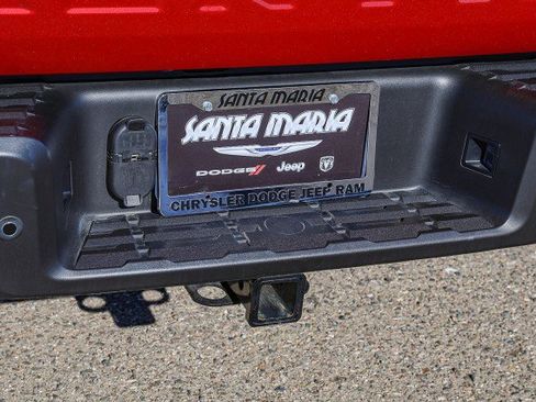 Used 2024 Nissan Frontier SL w/ Technology Package image 7