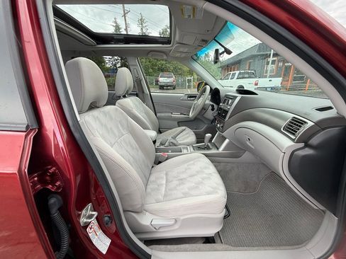 Used 2010 Subaru Forester 2.5X Premium AWD/4WD image 19