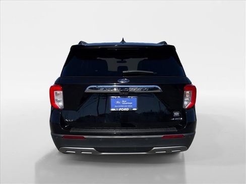 Certified 2023 Ford Explorer XLT w/ Equipment Group 202A image 4