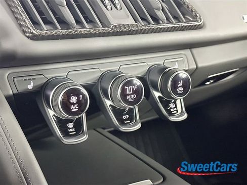 Used 2022 Audi R8 V10 performance image 24