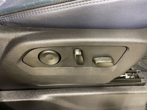 Used 2024 Chevrolet Silverado 1500 High Country w/ Technology Package image 35