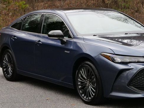 Used 2021 Toyota Avalon XSE image 34