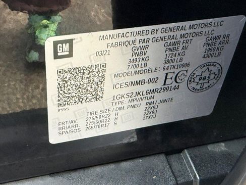 Used 2021 GMC Yukon XL Denali w/ Denali Premium Package image 31