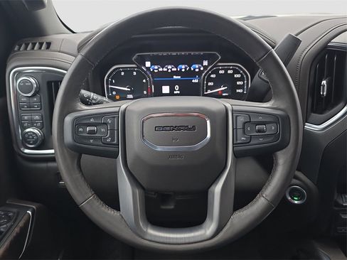 Used 2022 GMC Sierra 3500 Denali image 6