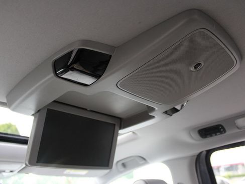 Used 2023 Honda Odyssey Elite image 16