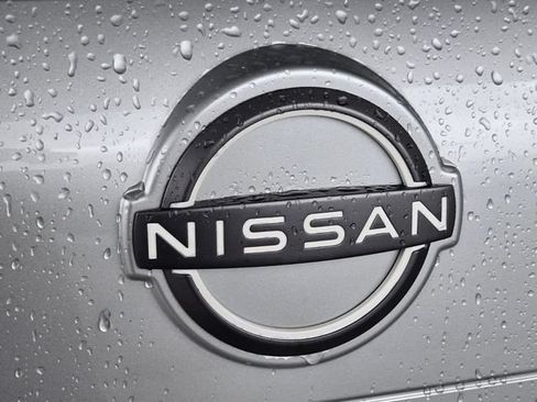 Used 2023 Nissan Rogue SV AWD/4WD image 16