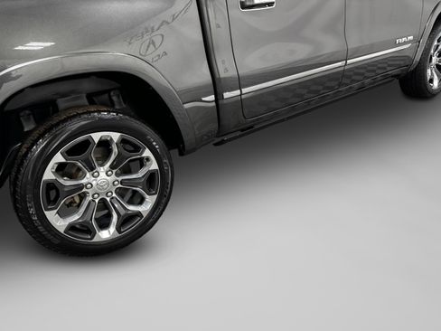 Used 2020 RAM 1500 Limited w/ Body Color Bumper Group image 43