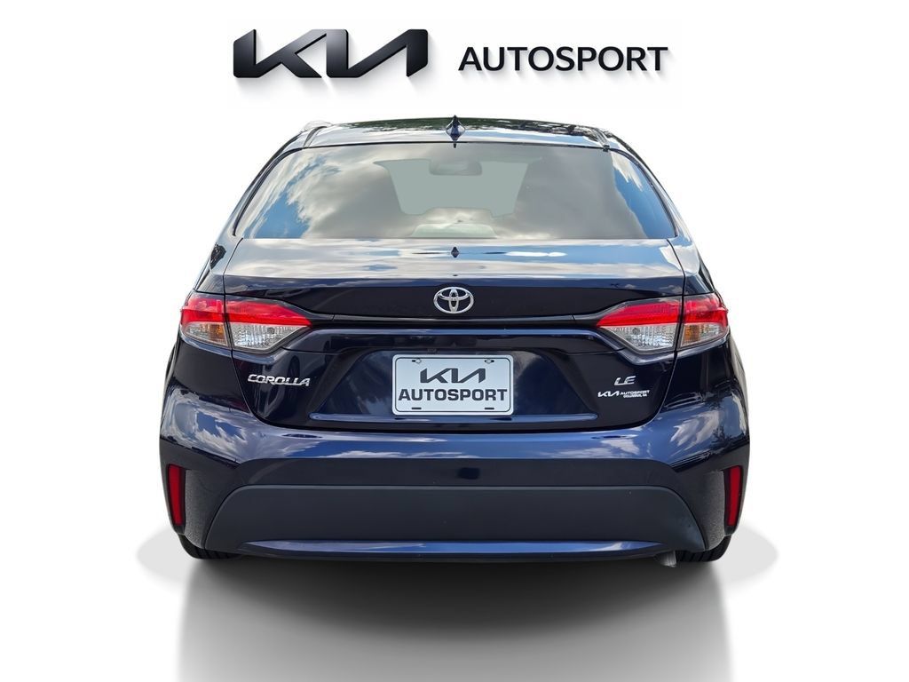 Used 2022 Toyota Corolla LE FWD image 9